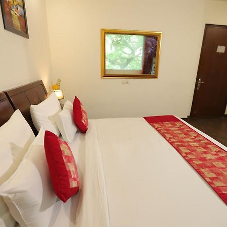 Hotel The Picasso Residency - Naraina New Delhi Extérieur photo