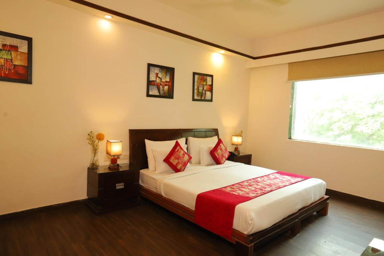Hotel The Picasso Residency - Naraina New Delhi Extérieur photo
