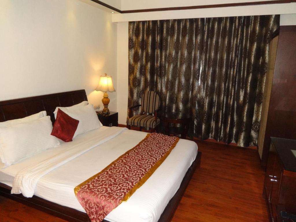 Hotel The Picasso Residency - Naraina New Delhi Extérieur photo