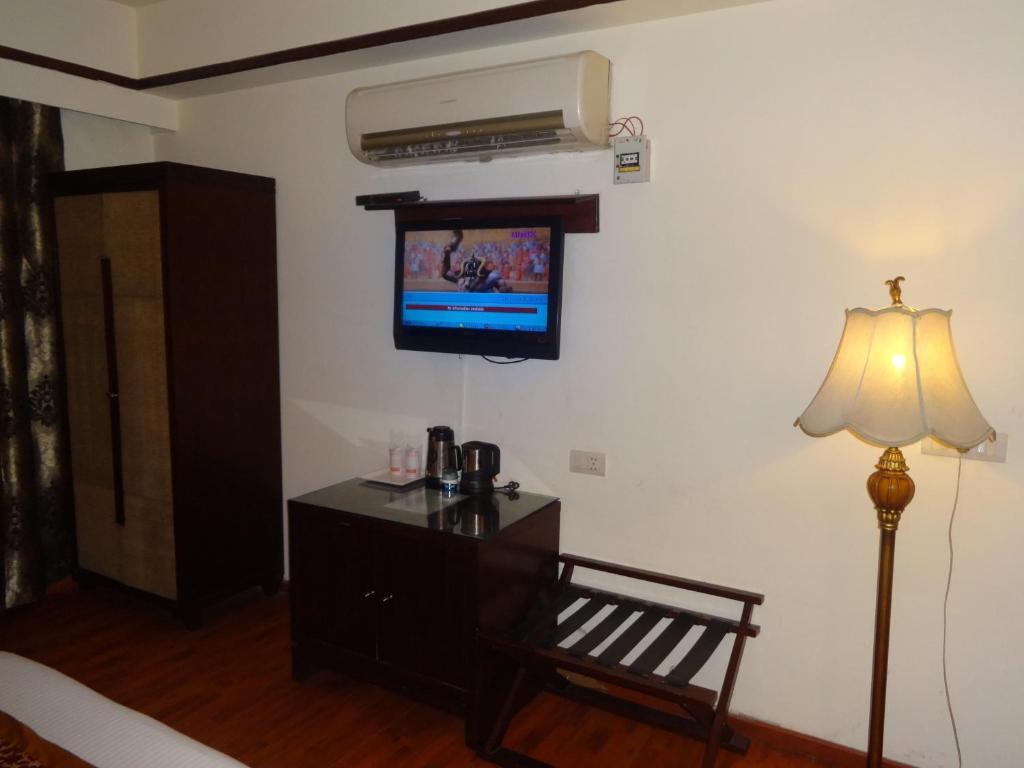 Hotel The Picasso Residency - Naraina New Delhi Extérieur photo