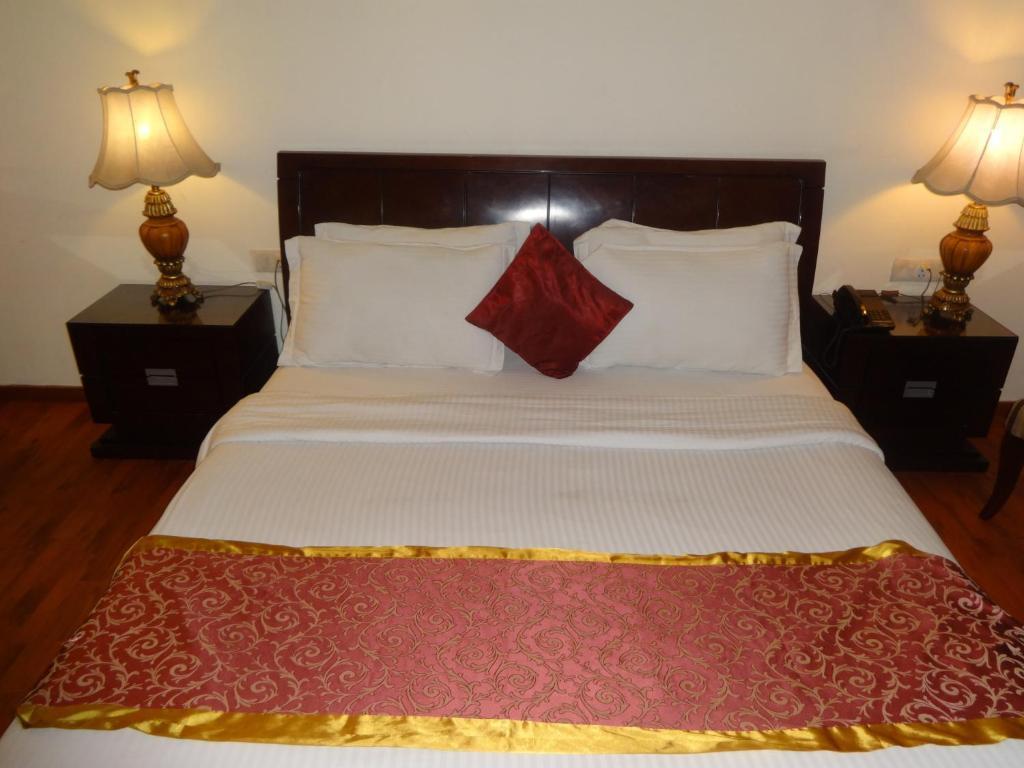 Hotel The Picasso Residency - Naraina New Delhi Extérieur photo